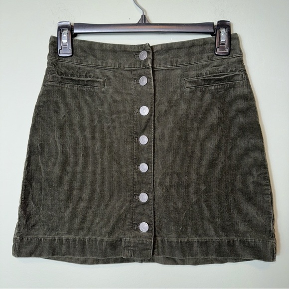 Aritzia Wilfred‎ Free Women’s Karmen Skirt In Green Size 2 - Picture 1 of 8